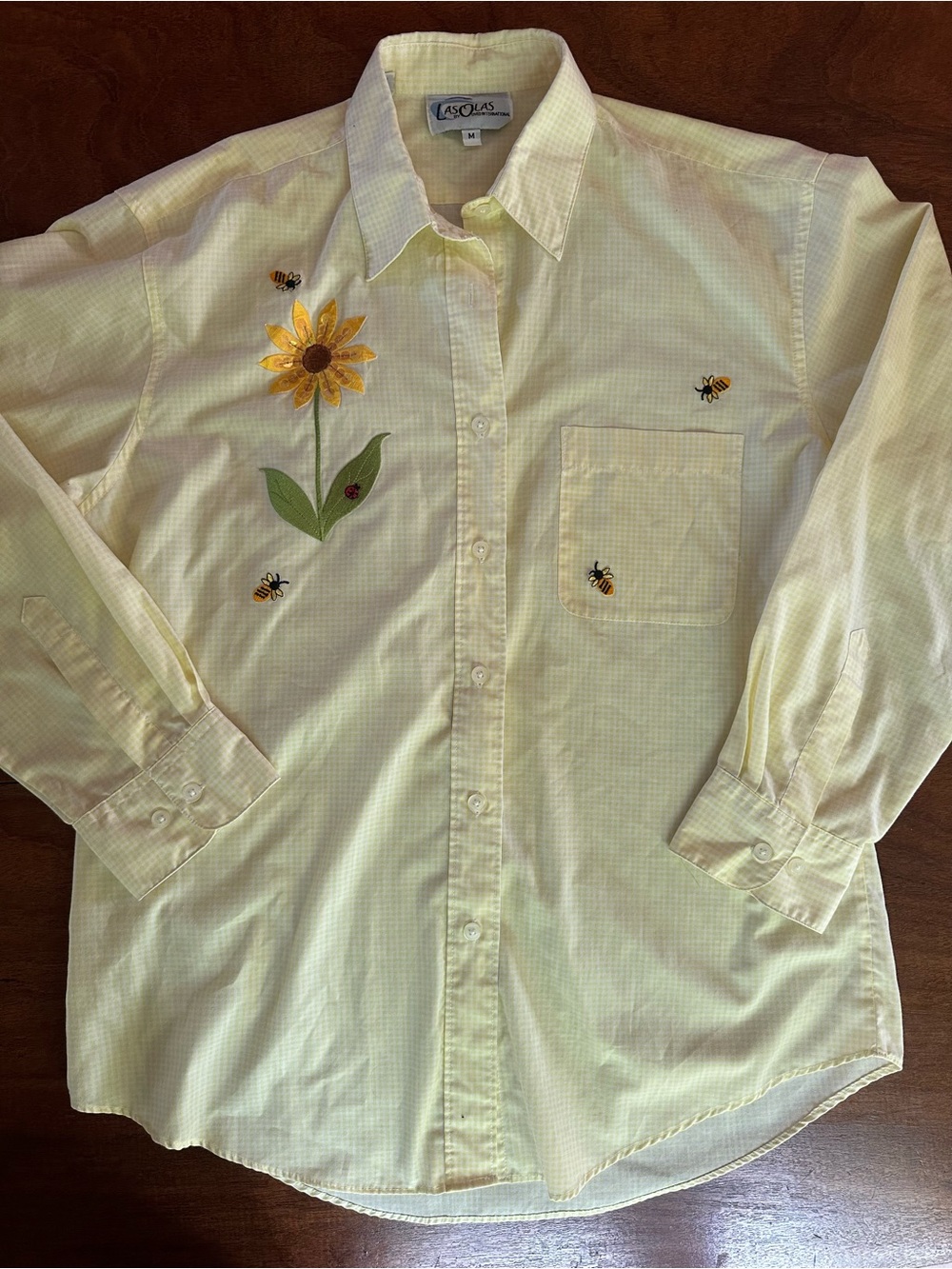 Las Olas Yellow Gingham Bee & Sunflower Embroidered Button-Up Shirt M